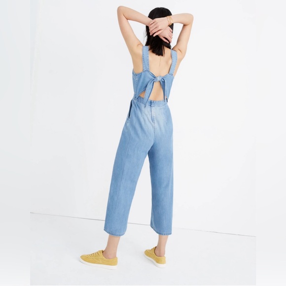 Madewell Denim Apron Bow-Back Jumpsuit - Picture 2 of 4